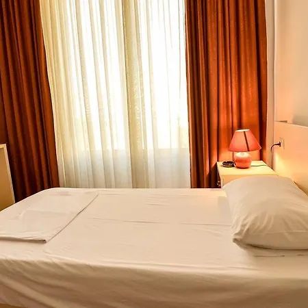 Hotel Argenti Shkoder