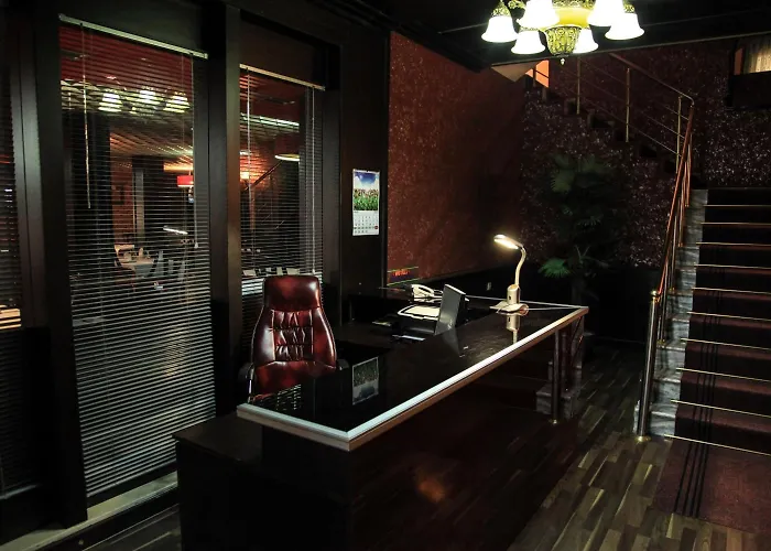 阿尔艮提酒店 3*